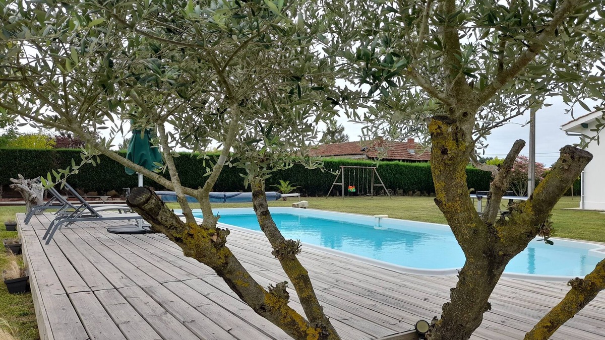 Gaillan-en-Medoc House | Maison Toute Équipée Avec Piscine et Pool House