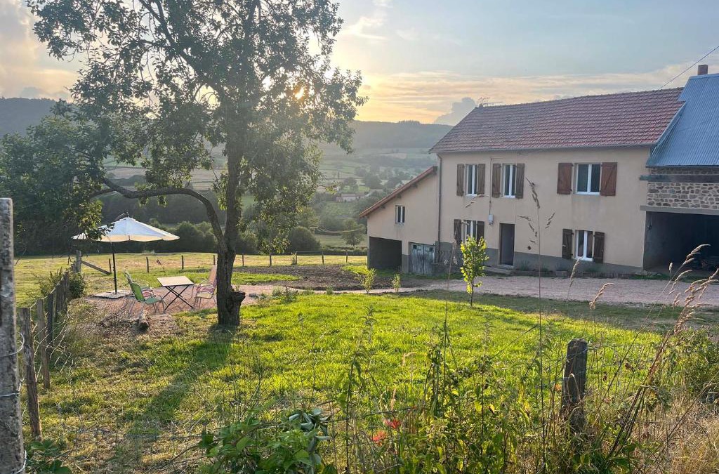 Teilhet House | Maison vue superbe, 1-6 pers, Teilhet, Auvergne