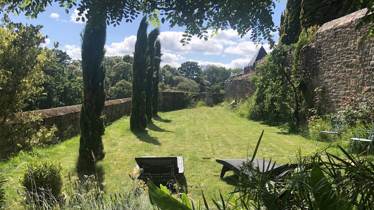 Hede House | Maison19 th, atypical and contemporary, Brittany Romantic