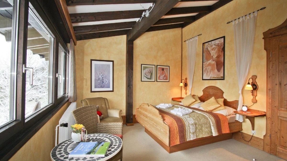 Vorauf Apartment | Maisonette-Ferienwohnung "Haus Rittersporn", 78 qm, 2 Schlafzimmer, überdachter Balkon