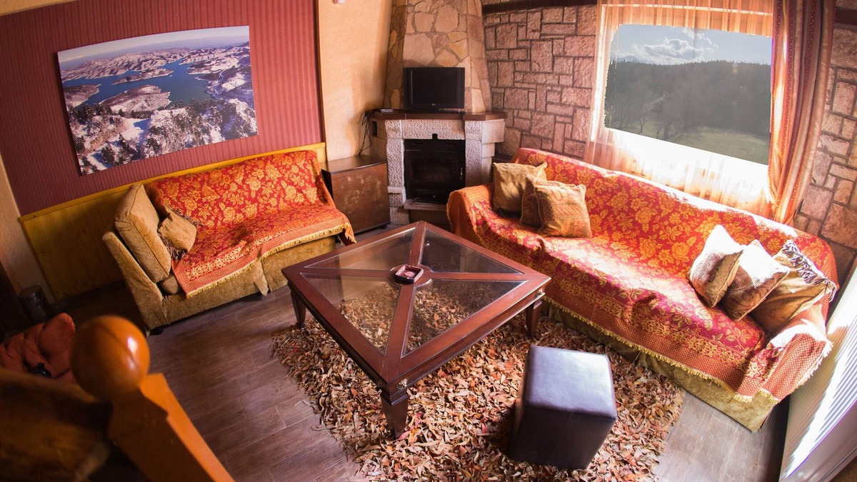 Krionerion House | Maisonette Five Space House