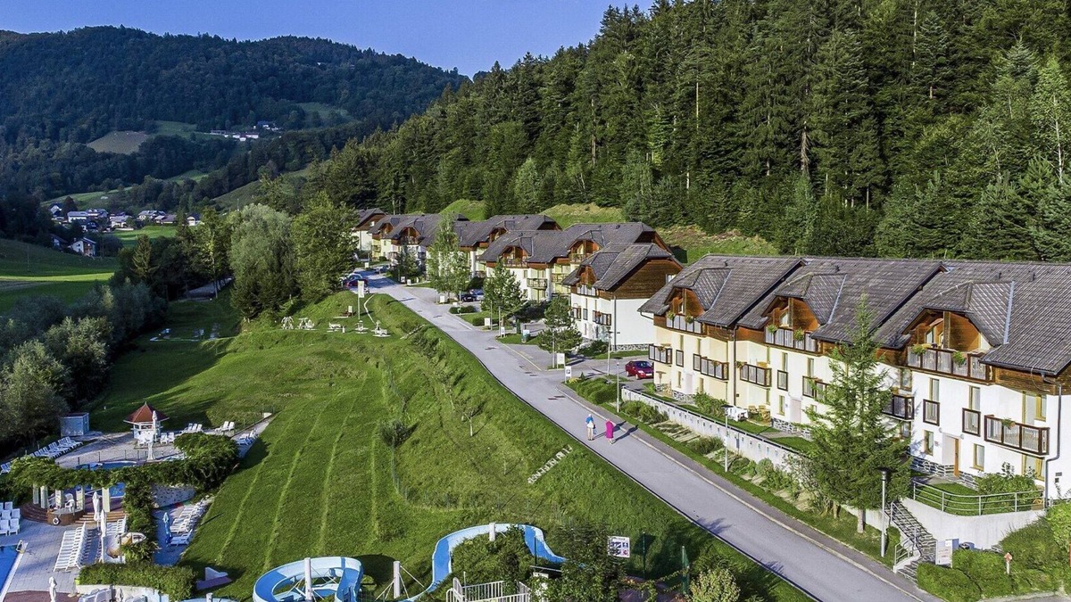 Kamnik Apartment | Maisonette Gaber EkoSpa Village with thermal complex, pools and welness