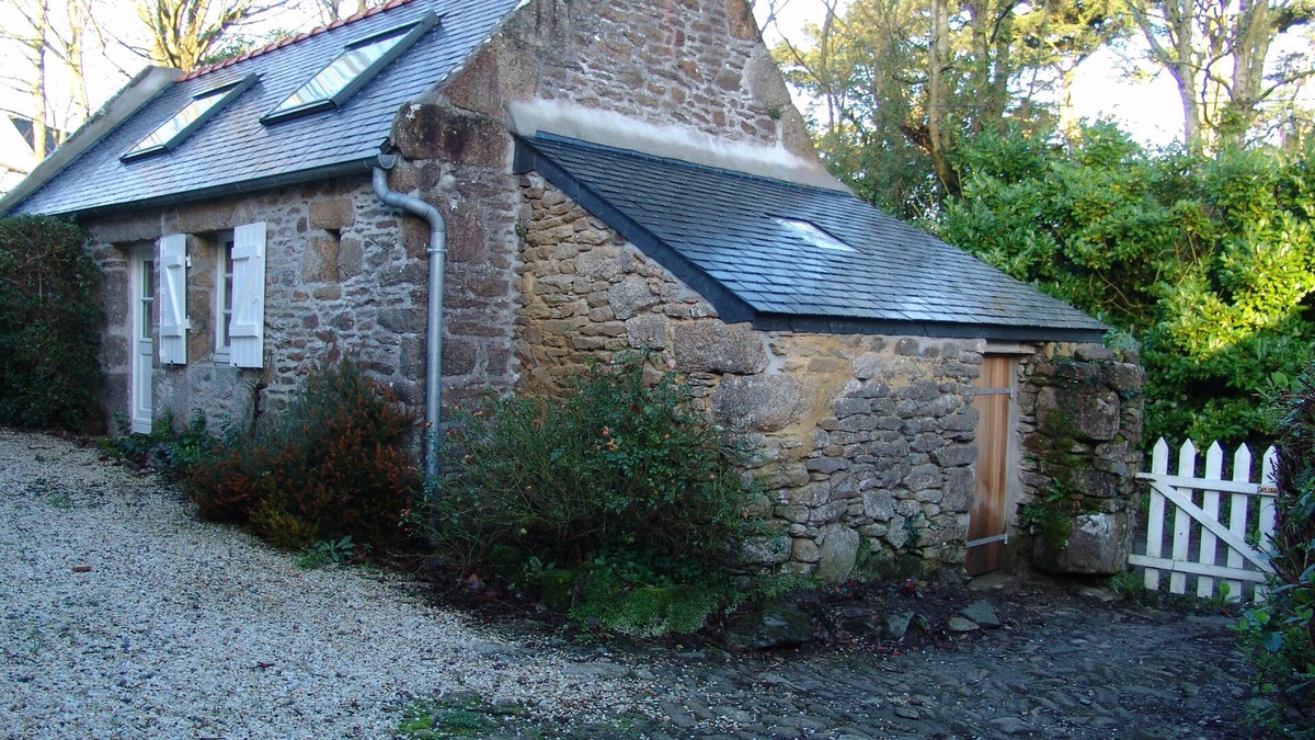 Landunvez House | Maisonette in old stones typical of the country of Léon