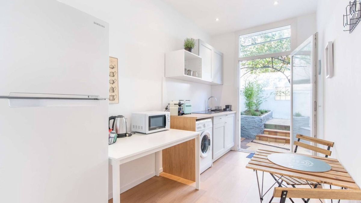 4th Arrondissement Apartment | MaisonMars Studio 4 Blancarde