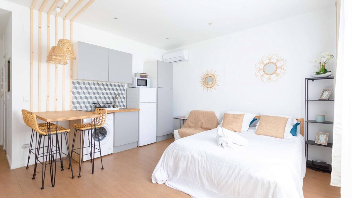 4th Arrondissement Apartment | MaisonMars Studio 6 Blancarde