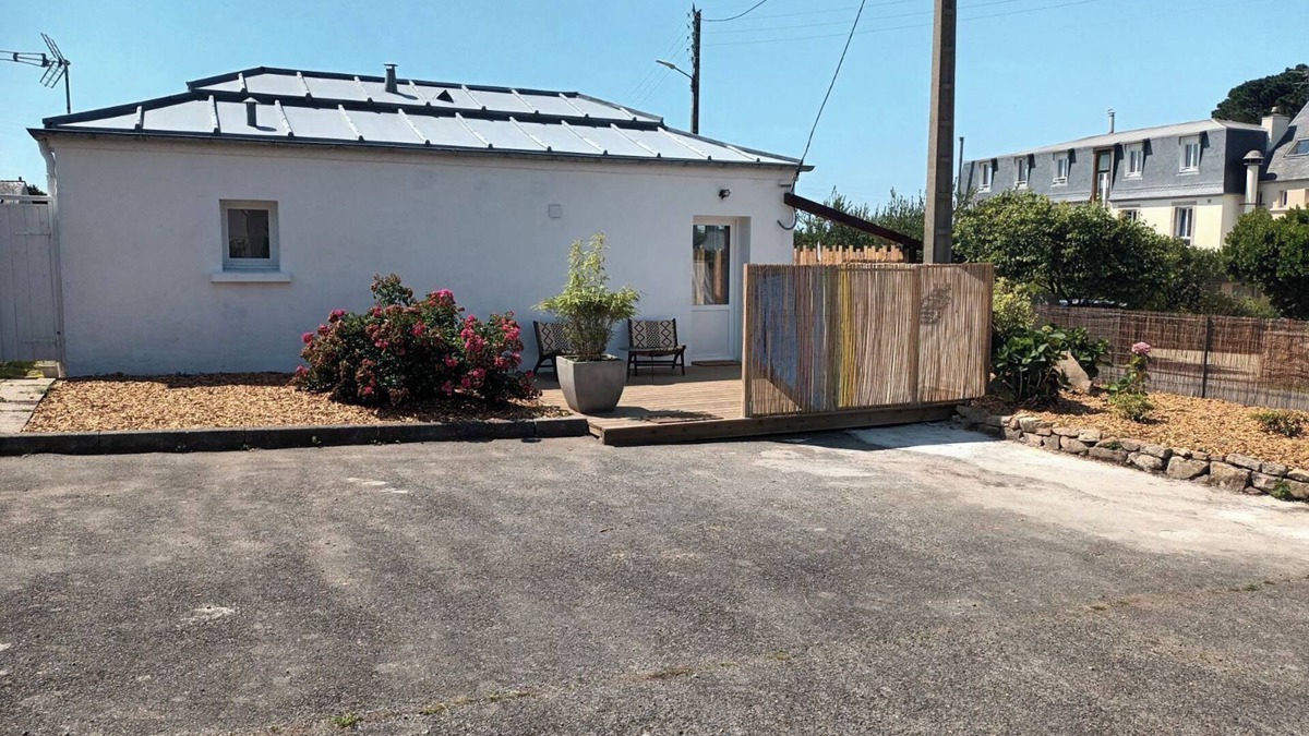 Plougasnou House | Maisonnette à 400 m de la Plage, Idéale Pour des Vacances Seul ou à Deux