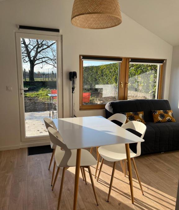 Bregnier-Cordon House | Maisonnette avec parking privé et local à velos