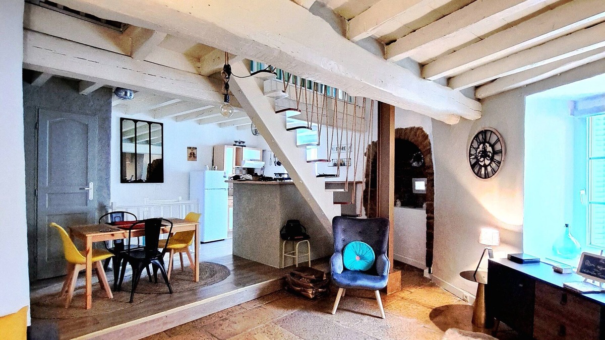 Fleurey-sur-Ouche House | Maisonnette de Charme au Bord du Canal de Bourgogne. Espace Détente et Sauna