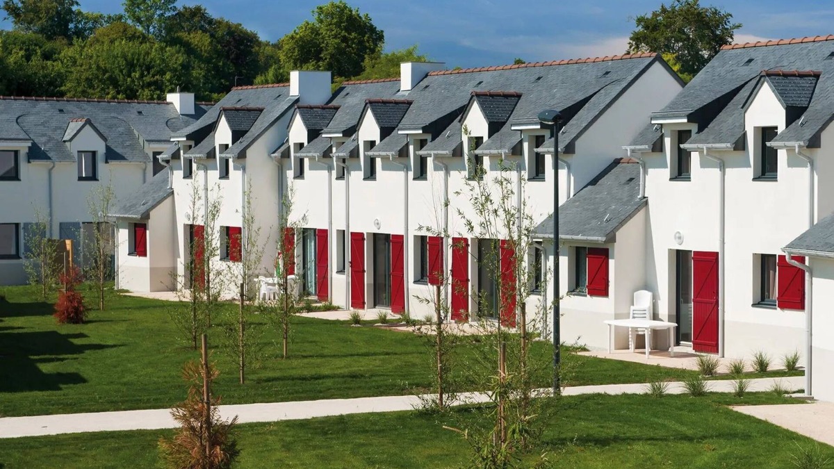 Queven House | Maisonnette familiale avec piscine chauffée