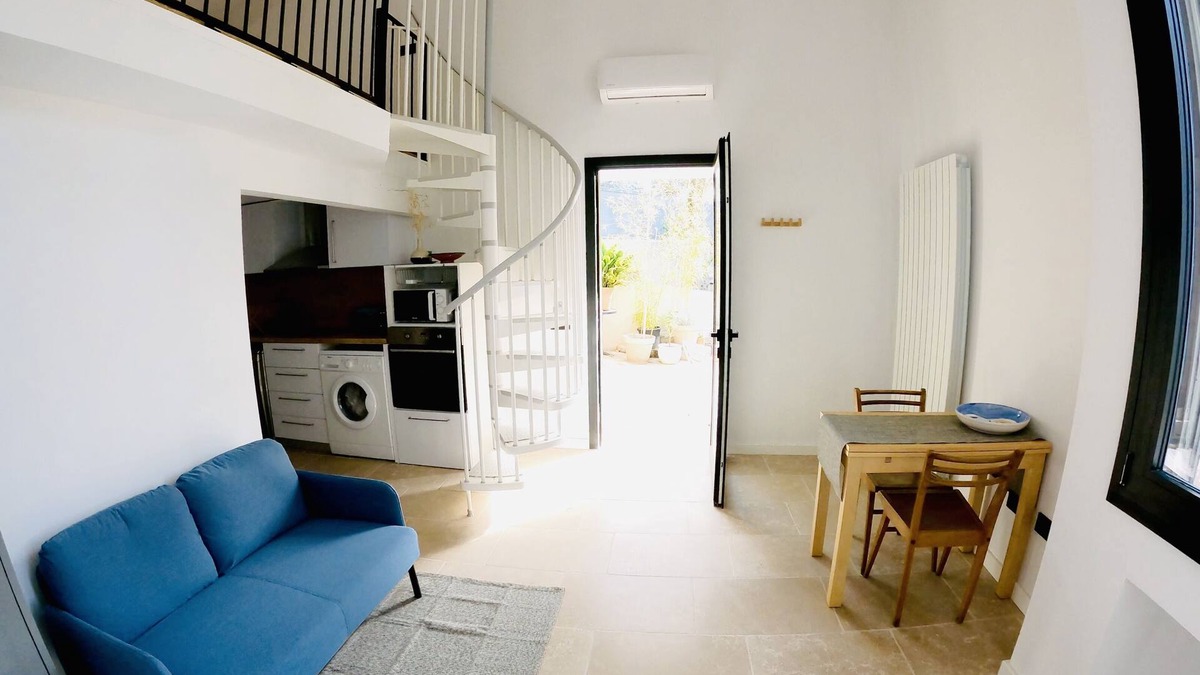 La Pompignane Bed & Breakfast | Maisonnette Rénovée au Vert, Proche du Centre-ville