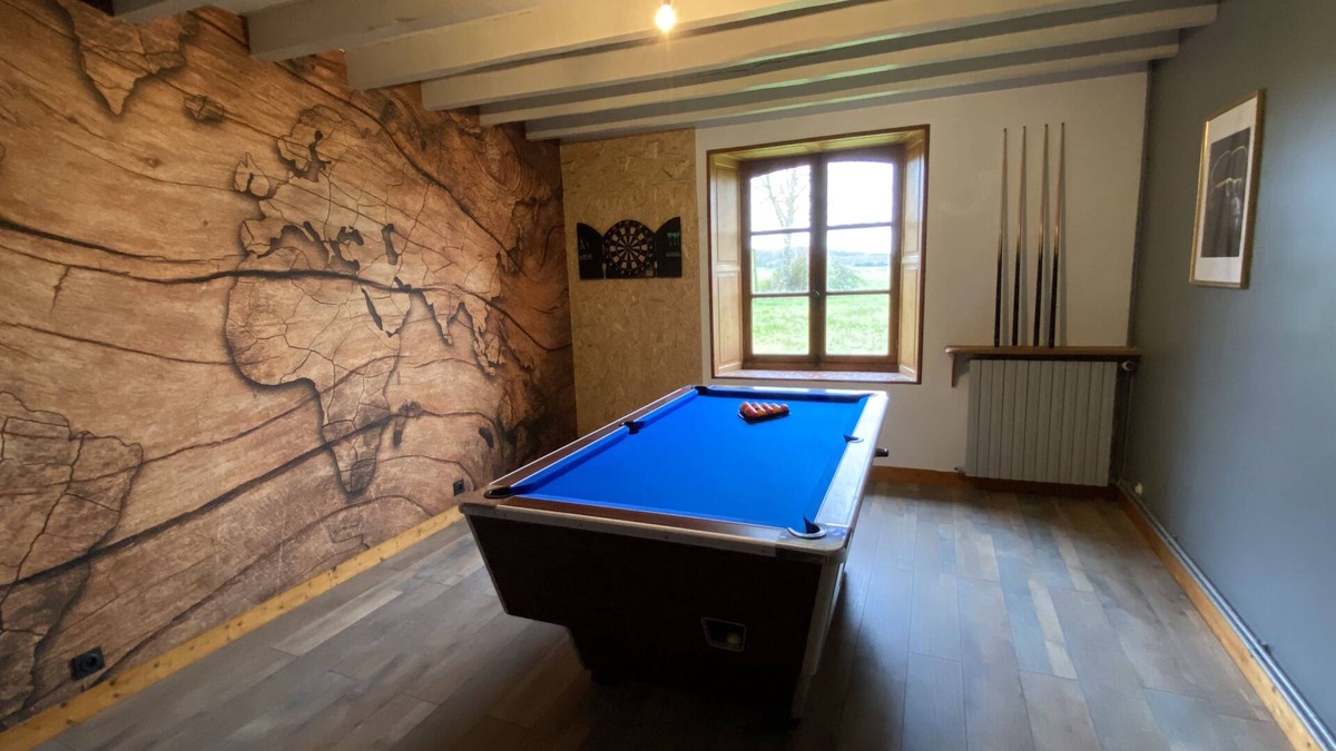 Dollon House | Maisons de Campagne à Dollon de 290m2 Toute Équipée Avec Billard et Jacuzzi
