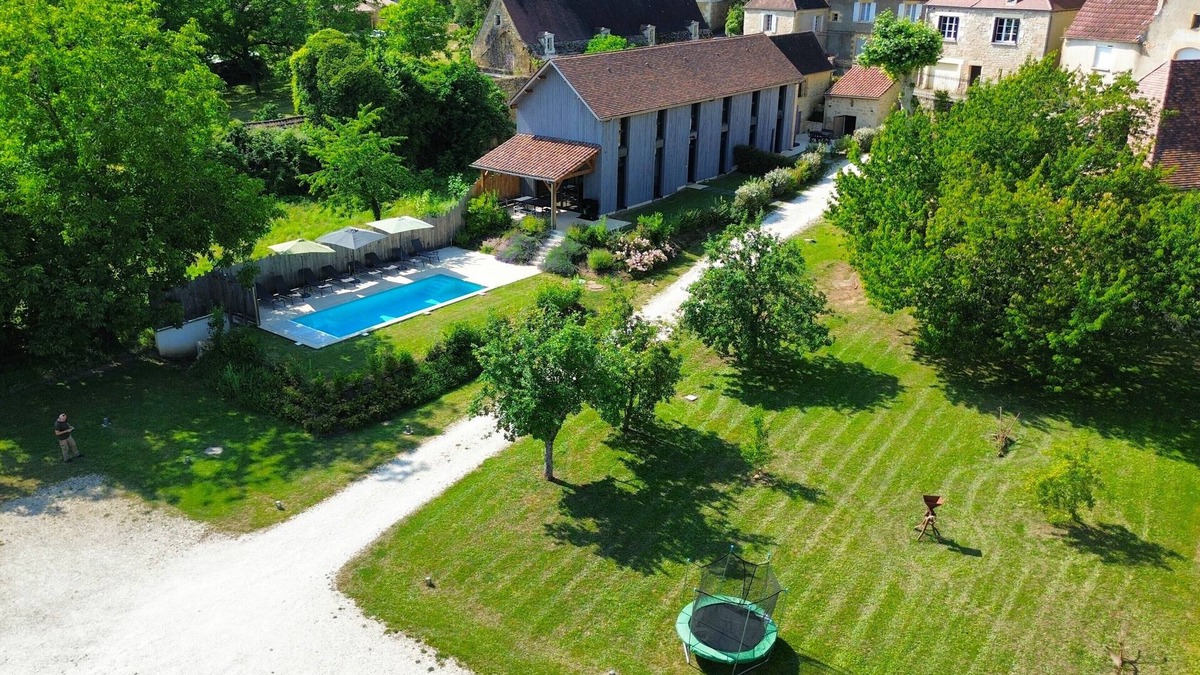 Saint-Vincent-de-Cosse House | MAISONS DE JEANNE: an exceptional stay for (large!) families or friends.