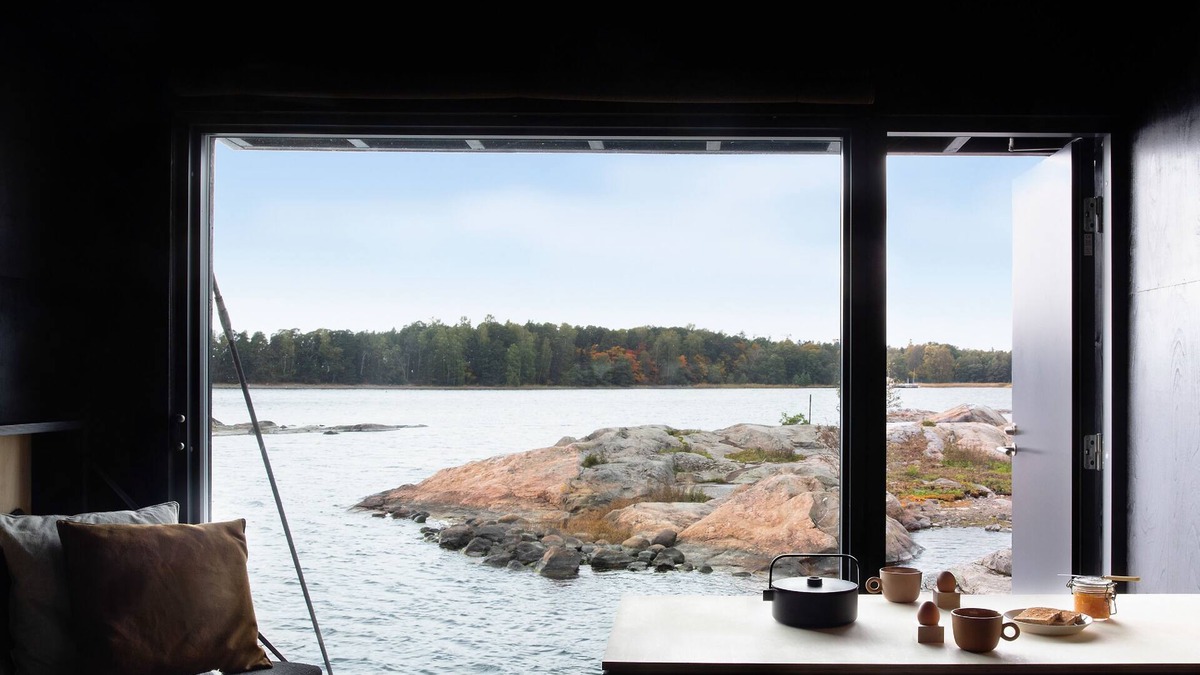 Kaakkoinen District Cabin | Majamaja off-grid cabin in the heart of the Helsinki archipelago