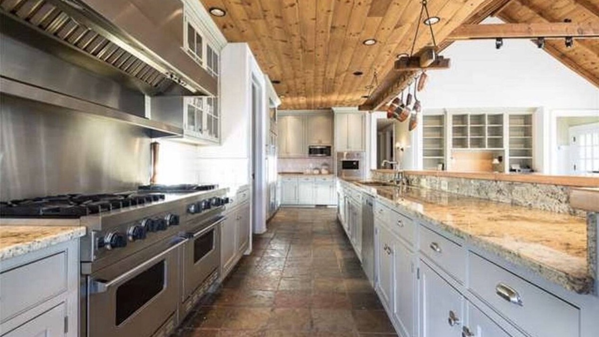 Avon House | Majestic Avon Estate