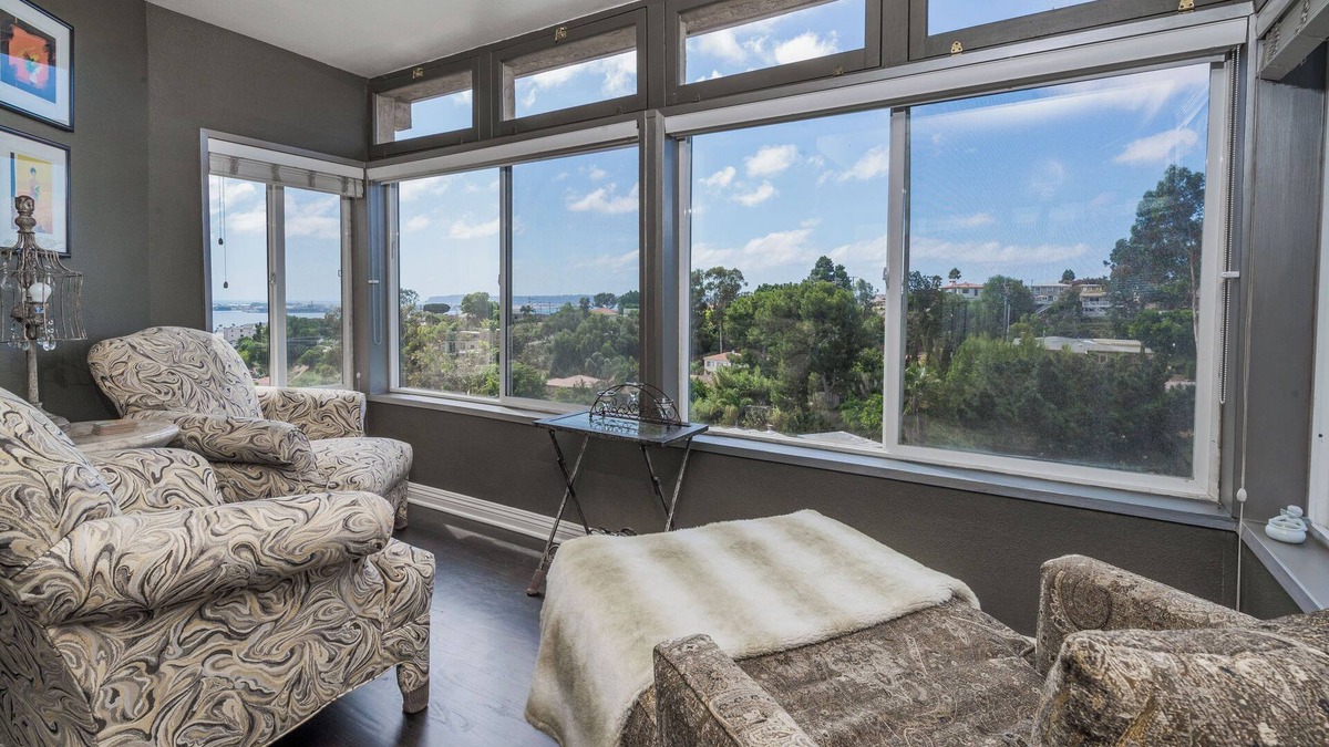 Middletown House | Majestic Harbor Views ~ Sunrise to Sunset