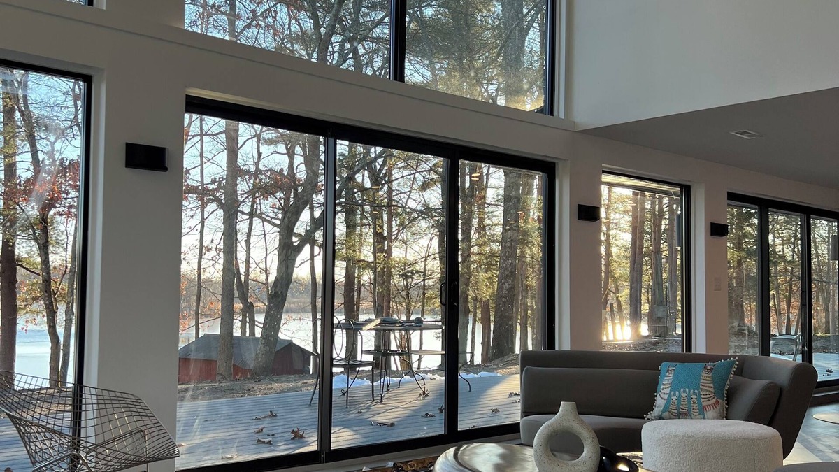 Valatie Ski Chalet | Majestic Lake Front Chalet