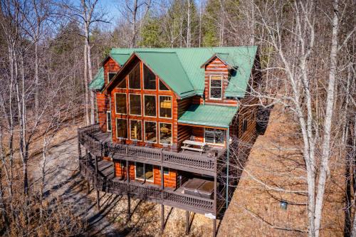 Butler House | Majestic Manor - Peaceful Modern Cabin Retreat Near Watauga Lake