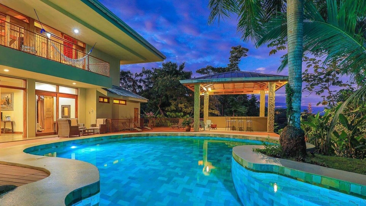 Valle Pura Vida House | Majestic Mountain and Ocean Views with Wonderful Wildlife-The Rainforest Estate