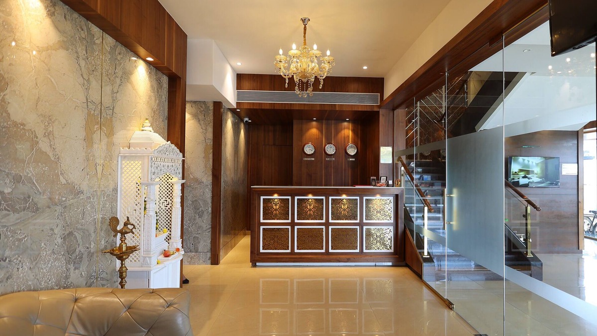 Mira Road East Hotel | MAJESTIC SUITES BOUTIQUE HOTEL