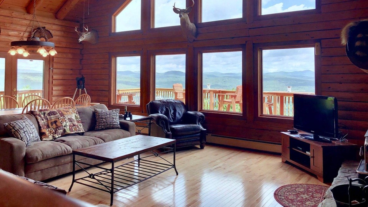 Dalton Cabin | Majestic Vista Mountainside Cabin in Dalton, NH - by Bretton Woods Vacations