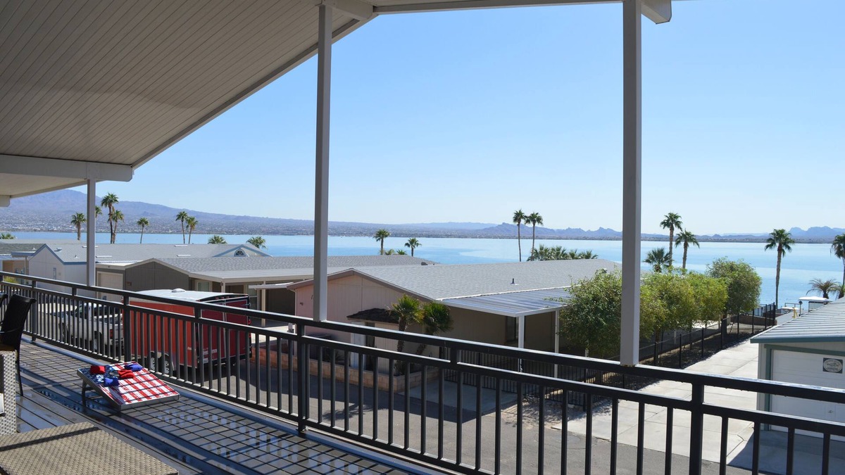 Havasu Lake House | Major's Toy Box - Amazing Home Havasu Landing
