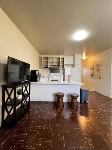 Diamond Head - Kapahulu - St. Louis Apartment | Makaleka (2 BDRM Oasis in Kapahulu)