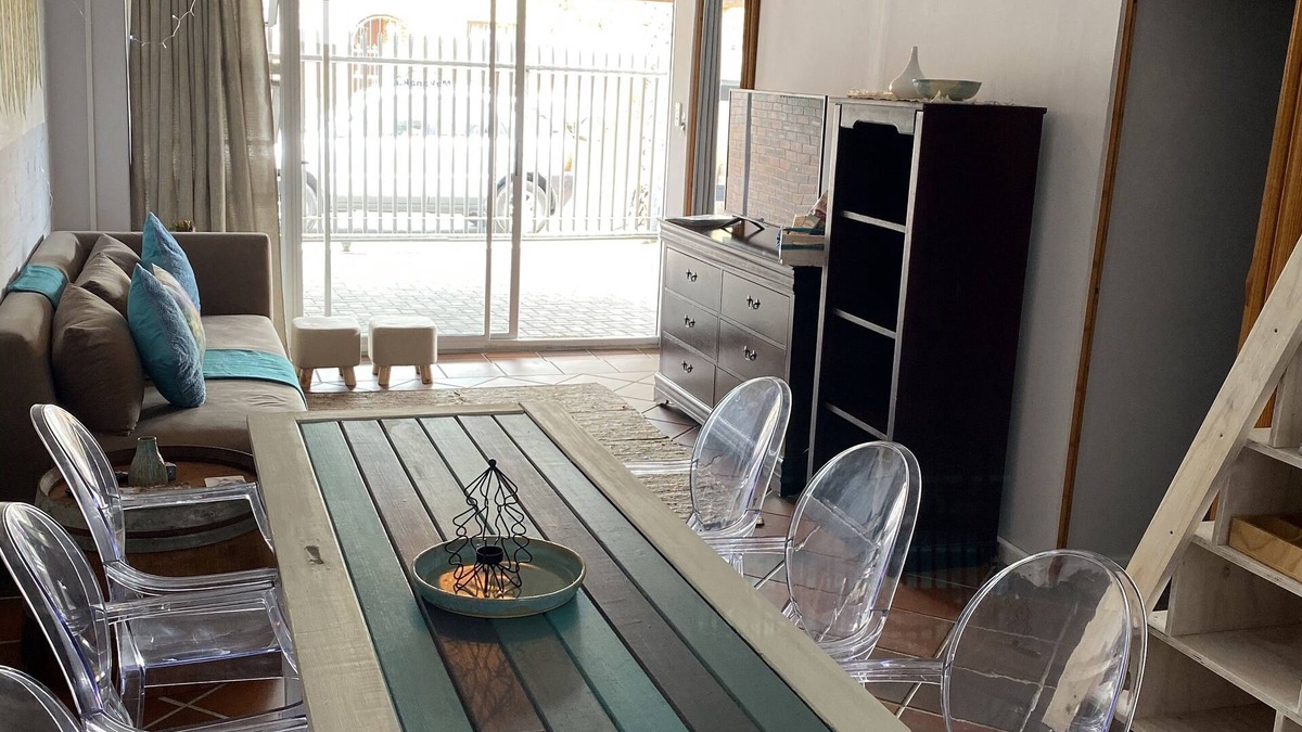 Parklands Apartment | Makanaka Holiday Flatlet