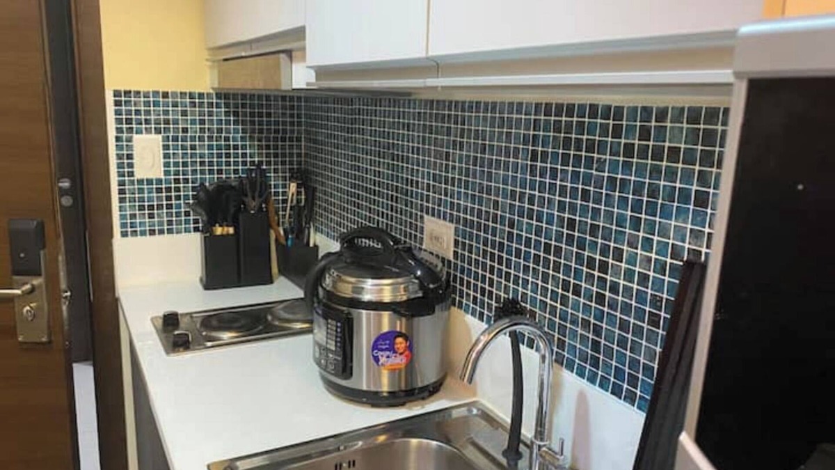 San Antonio Apartment | Makati chic City Haven 3-4-5bedroom customized 300