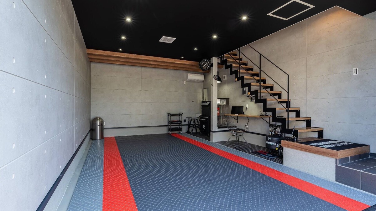Saeki Ward Hotel | Make a reservation directly and save Double room - Garage House Hotel ISHIUCHI BASE 02/Hiroshima Hiroshima