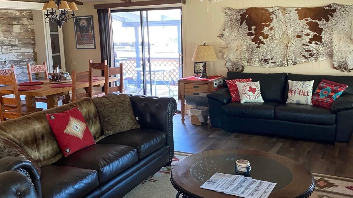 Pine House | Make Memories in this Comfy Two Bedroom Two Bath Home