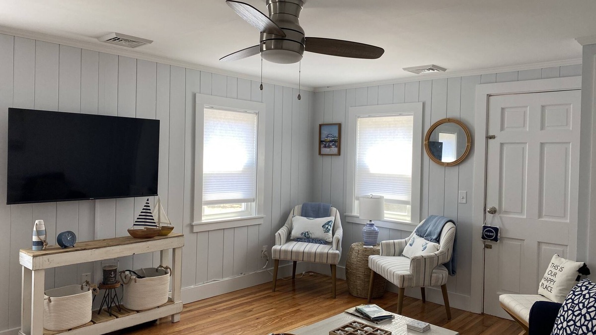 West Harwich House | Make Memories on Mansion- location perfect for beaches, bars & bbq’s