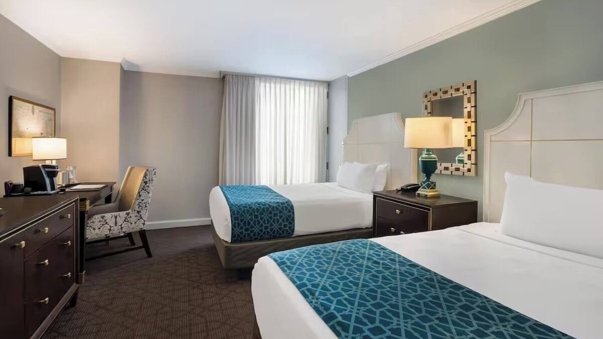 French Quarter Resort | Make Your Trip More Enjoyable! 3 Classy Units, Pets Allowed, Outdoor Pool!