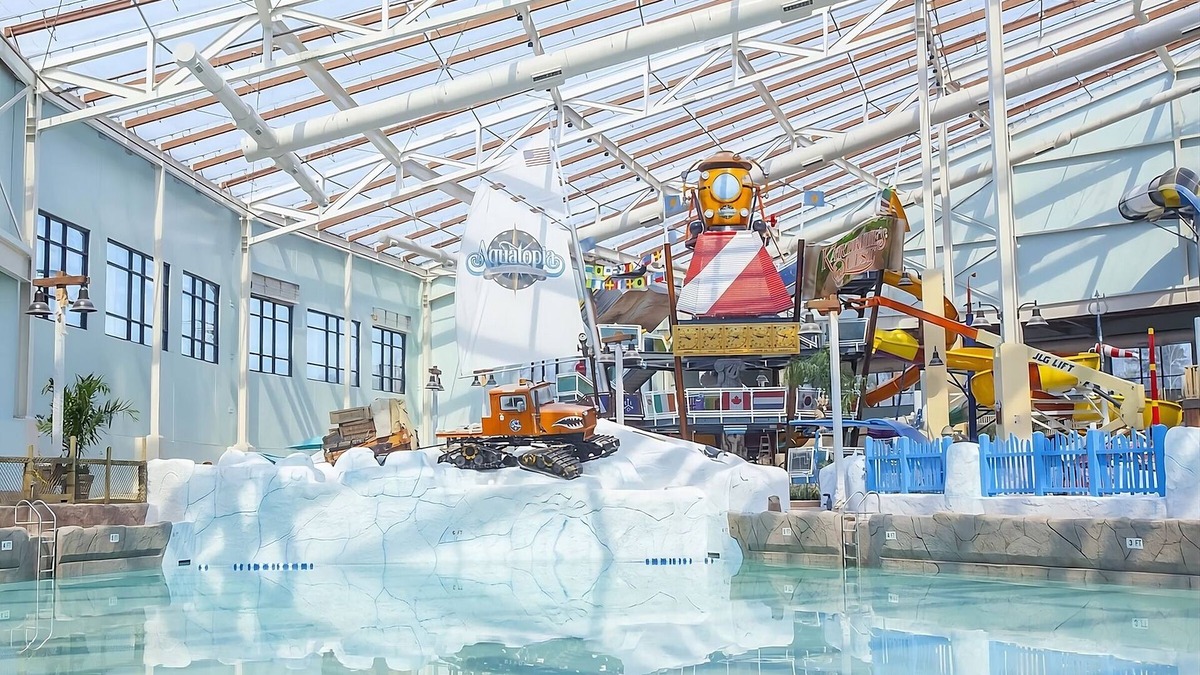 Tannersville Hotel | Make Yourself At Home! Indoor Waterpark, Backyard Ski Slopes! Self-Parking!