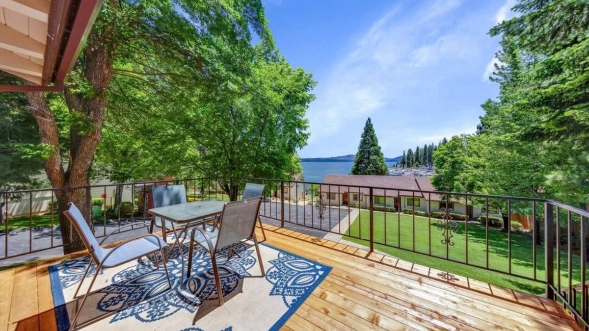 Peninsula Village Condo | MAKING MEMORIES LAKESIDE family friendly 2-bedroom condo near all the action!