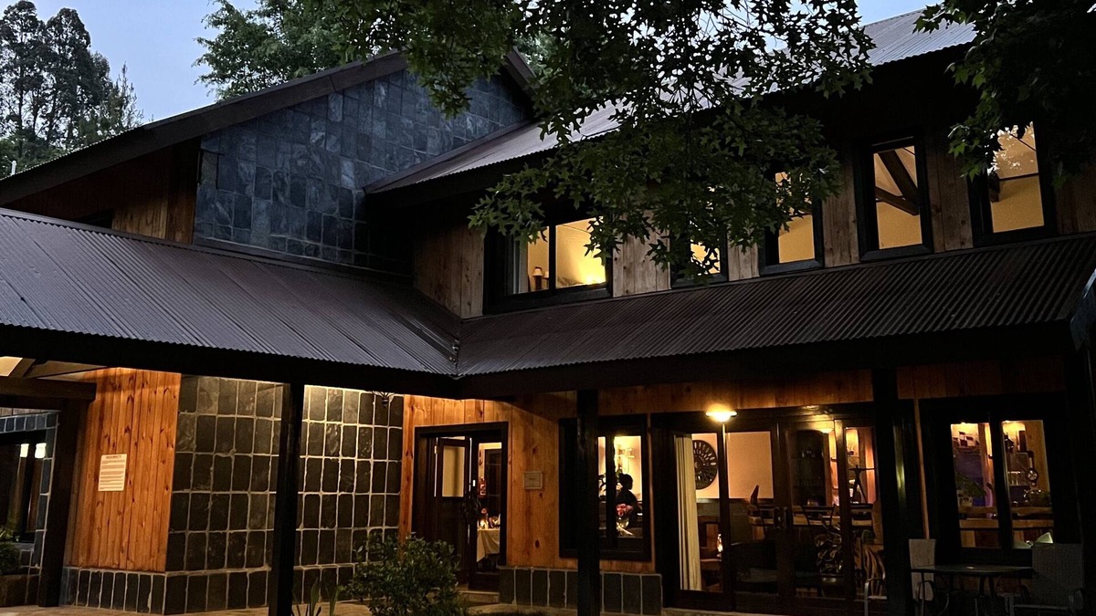 Kwa Sani House | Malachite Manor