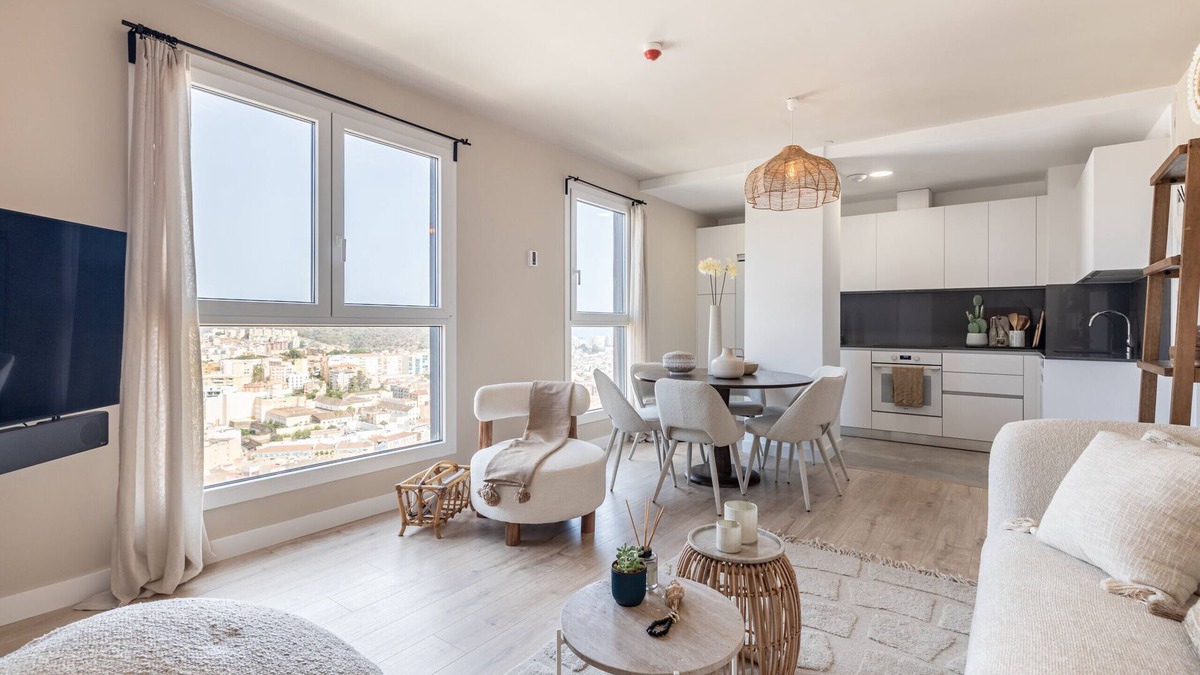 Palma-Palmilla Apartment | Malaga Skyline 5 Pool & Parking Free