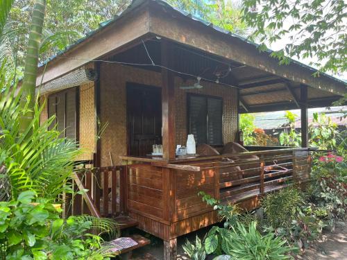 Port Barton Cabin | MALAIKA RESORT