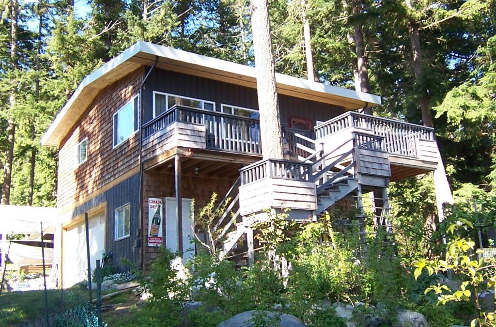 Powell River House | Malaspina Strait Cottage