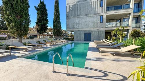 Paphos Apartment | Malberry Park 203 - Modern 2 Bedroom Apartment with Pool, Gym, Jaccuzi
