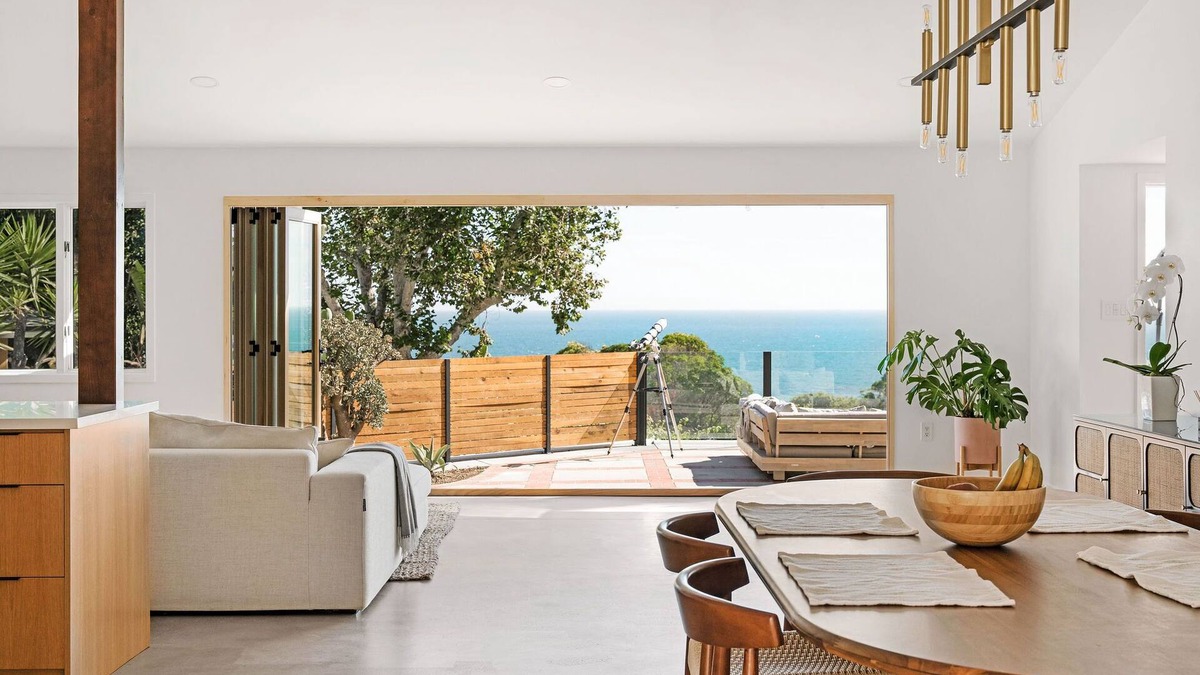 Western Malibu House | Malibu Living At Its Finest - Just Steps Away From The Beach