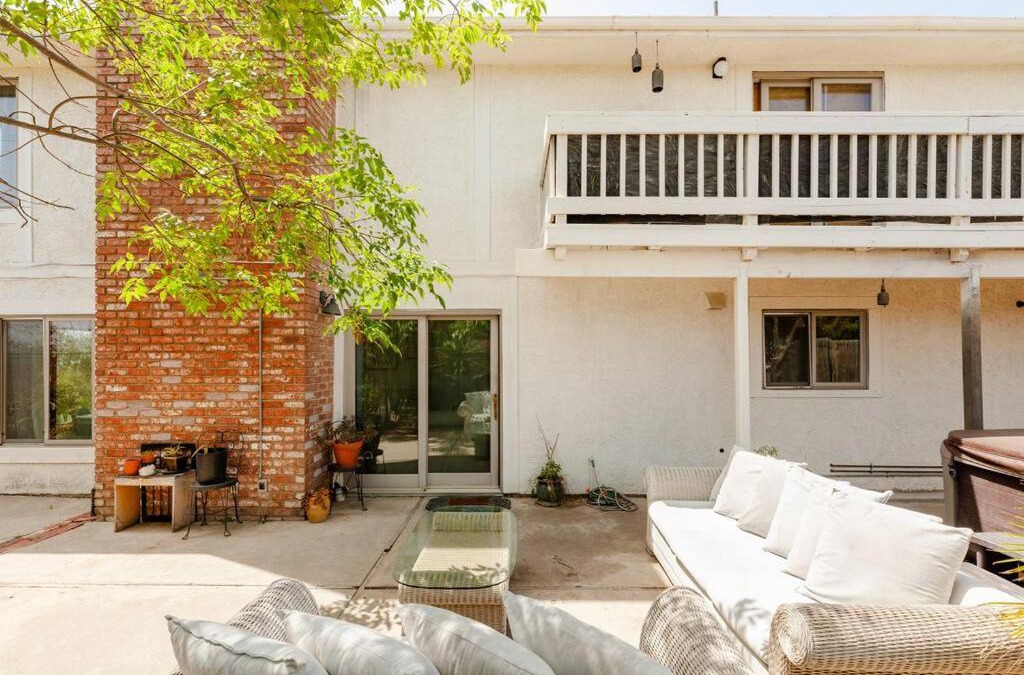 Central Malibu House | Malibu Ocean Villa with King Bed, Hot Tub, Beach, BBQ