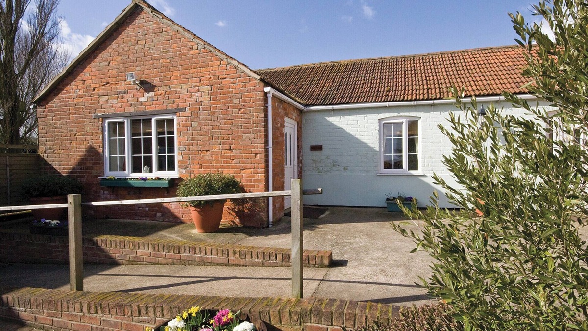 Boston Cottage | Mallard Cottage - E3751