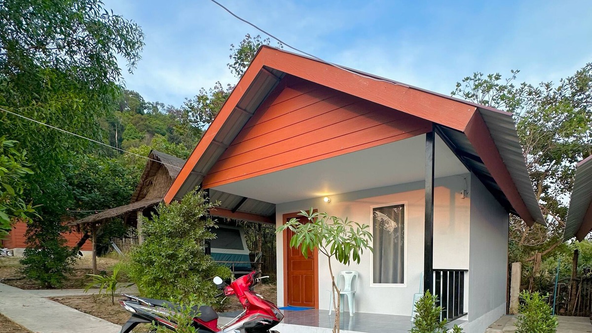 Koh Rong Hostel | Maloop Cafe Bungalow