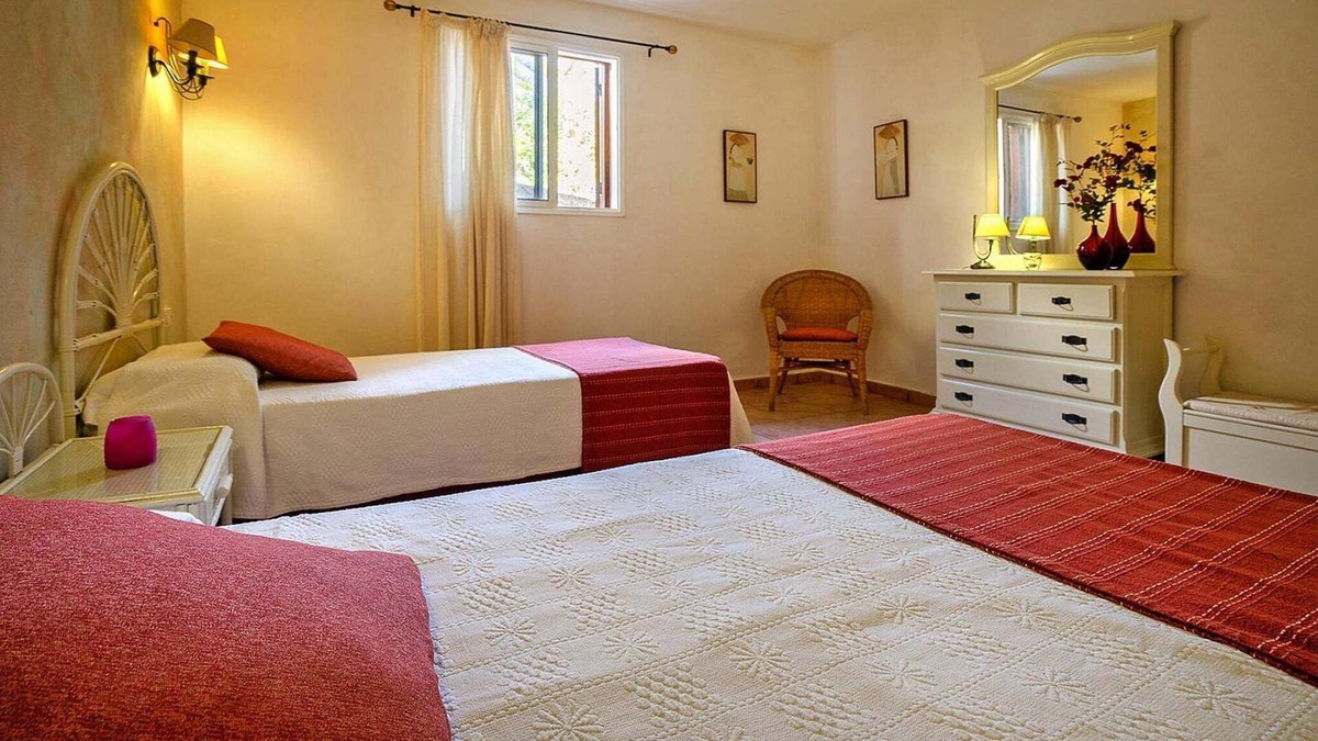 Las Cuevecitas House | Malpais de Candelaria Villa with Pool