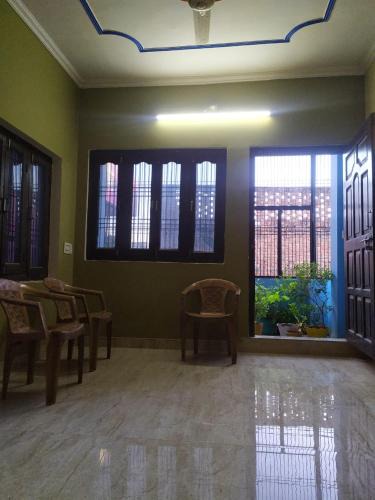 Raiganj House | Malti Home stay 5 minute walking distance fromAyodhya DhamRailway Station