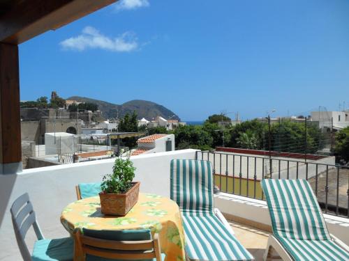 Lipari Historic Centre Bed & Breakfast | Malvasia 70
