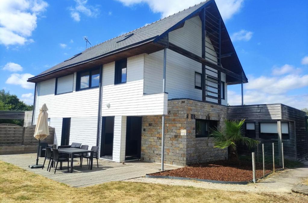 Cesson-Sevigne Apartment | Malzenn