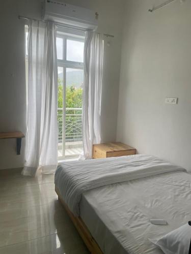 Pushkar Apartment | Mama Killa 2BHK with Balcony