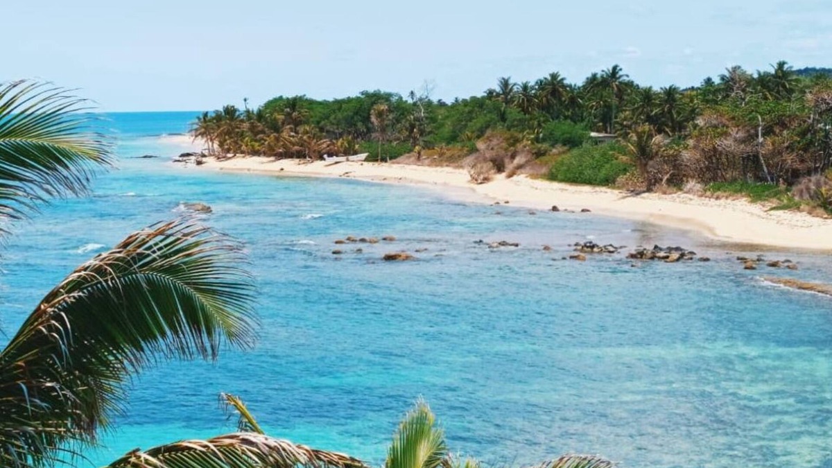 Corn Island Bed & Breakfast | Mama Lola Bed and Breakfast
