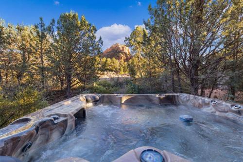 Sedona Villa | Mammoth Rock Oasis Villa-Hot Tub & Free Pets